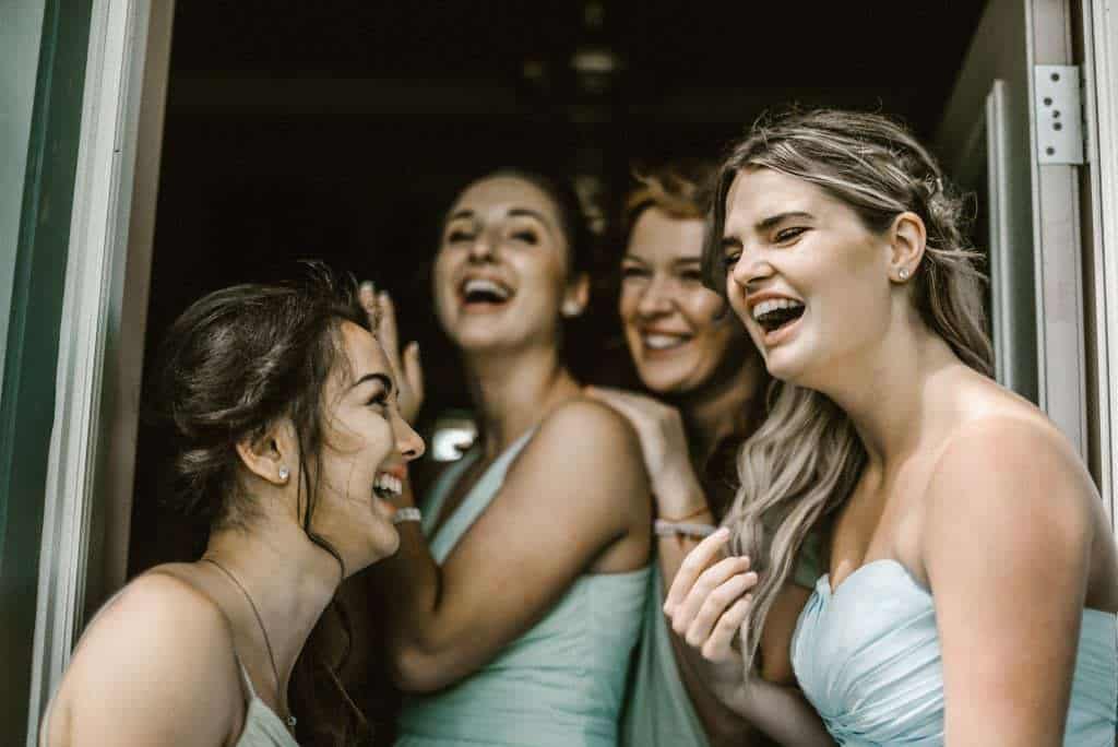 Here's How To Choose Bridesmaids Like A #BrideBoss