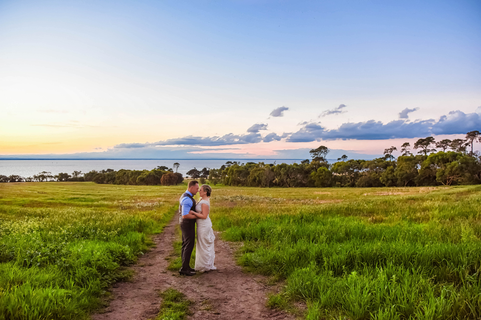 Melbourne wedding photography on the coast