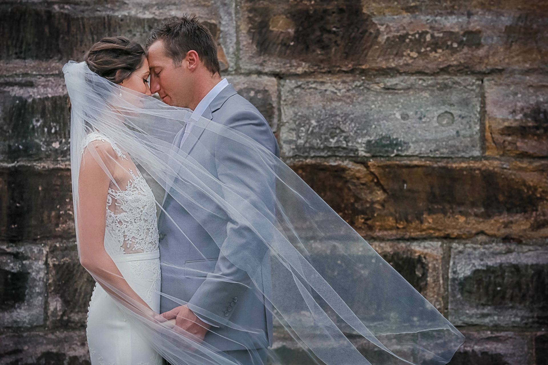 Sydney location wedding photography of bride and groom