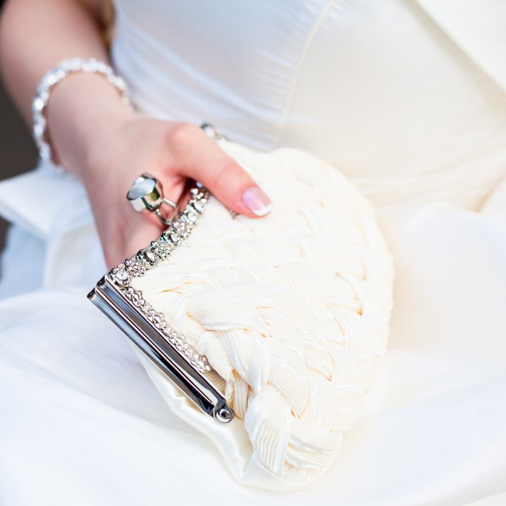 Why Leather Bags For Women Are Bridal Must-Haves