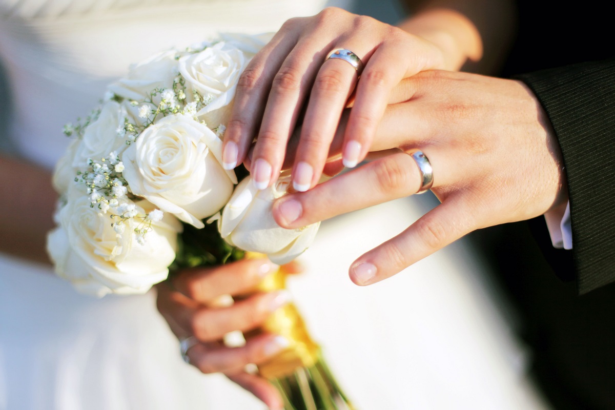 What Is The Difference Between An Engagement And Wedding Ring?