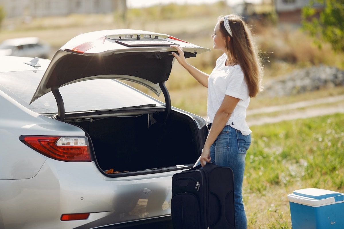 Travel in Style: Good Reasons to Rent a Car on Your Vacation
